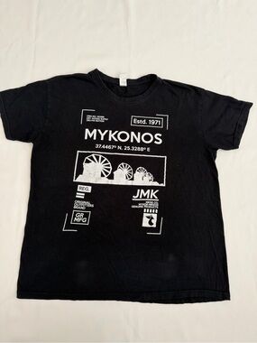 Women Mykonos Black Graphic Short Sleeve Tee sz M. T146